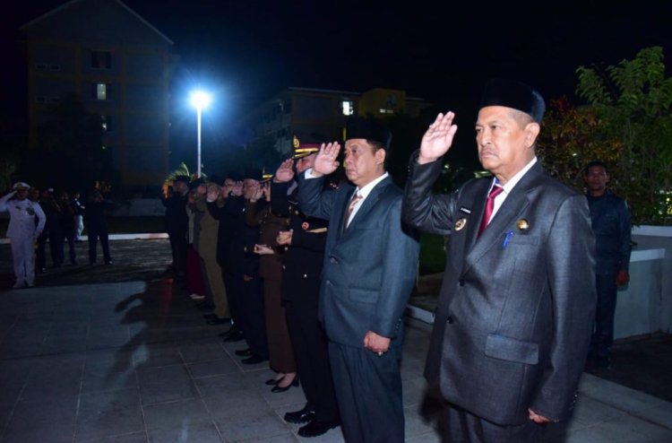Wakil Ketua DPRD Inhil Edi Gunawan Hadiri Apel Malam Renungan Suci di TMP Yudha Bhakti