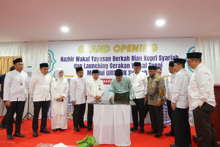 Gubri Syamsuar Resmikan Nazhir Wakaf Yayasan BRK Syariah dan Gerakan Wakaf Tunai