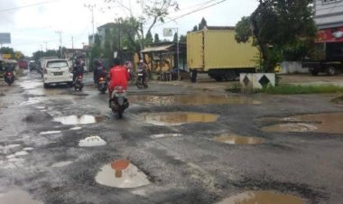 6 Ruas Jalan Rusak Di Pekanbaru Diperbaiki Tahun Depan Pakai DAK