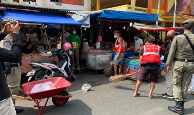 Pemko Pekanbaru Akan Relokasi Pedagang Pasar Tumpah di Jalan Ahmad Yani ke Pasar Agus Salim