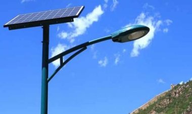 Pekanbaru Dapat Hibah 300 Unit PJU Tenaga Surya dari Kementerian ESDM