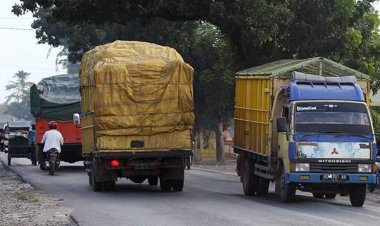 Dishub Pekanbaru Tegur 13.402 Kendaraan Angkutan Barang di Bundaran Terminal AKAP