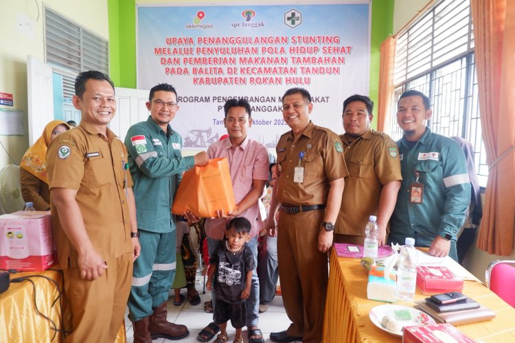 PT SPR Langgak Penyuluhan Cegah Stunting dan Bagikan Makanan Tambahan untuk Balita di Tandun