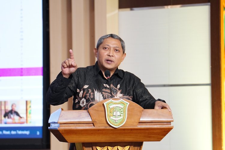 Direktur Kelembagaan Kemendikbud Ristek RI Sampaikan Kebijakan Pendidikan Tinggi kepada Peserta BKSPTIS