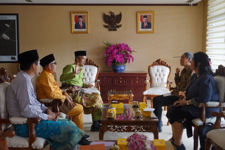 Bahas Kerja Sama Bidang Energi Terbarukan, Konjen Jepang Takonai Susumu Kunjungi Pemprov Riau