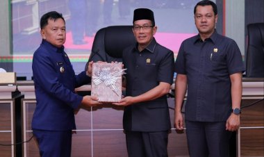 DPRD Kepulauan Meranti Paripurna Pengesahan APBD Perubahan 2023