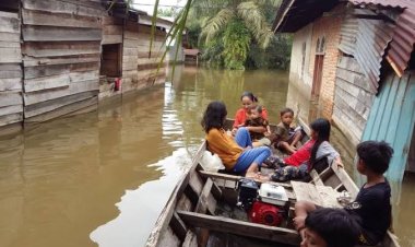 Delapan Daerah di Riau Dilanda Banjir, Empat Kabupaten Ajukan Bantuan Logistik