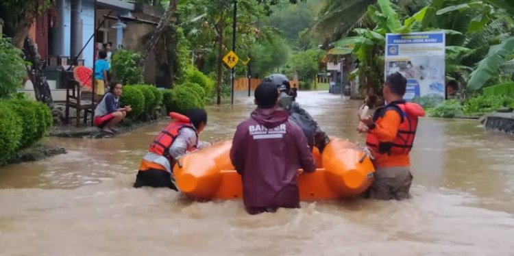 Dua Kabupaten di Riau Tetapkan Status Siaga Darurat Banjir