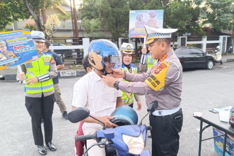 Direktorat Lalulintas Polda Riau dan Jajaran Kampanye Keselamatan Berlalulintas di Provinsi Riau Secara Massif