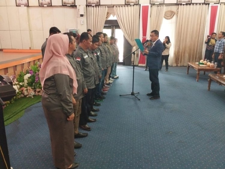 Lantik Pengurus PWI Kampar Periode 2023-2026, Raja Isyam Azwar: Kita Harus Move On
