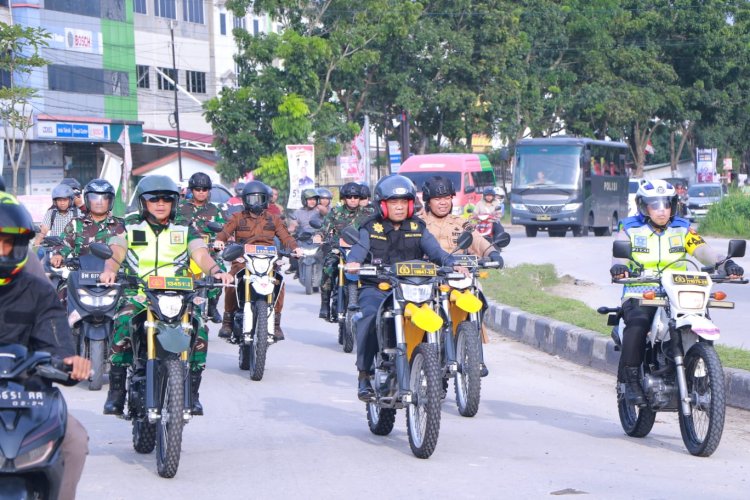 Tinjau Perayaan Natal 2023, Pj Wali Kota Pekanbaru Muflihun Patroli Bermotor
