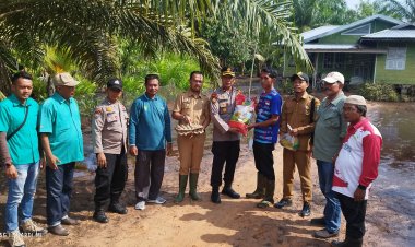PT SPM dan PT BBHA Turunkan Alat Berat dan Salurkan Bantuan Sembako untuk Masyarakat Terdampak Banjir