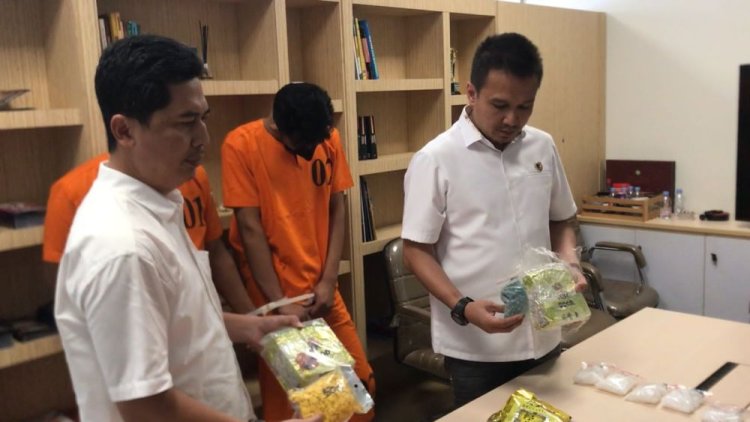 Pemasok Narkoba Masih Buron, Ditresnarkoba Polda Riau Amankan Pengedar ML dan MG