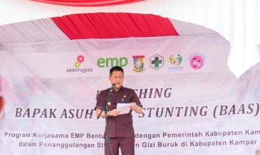 Pj Bupati Kampar Hadiri Peluncuran Program Bapak Asuh Anak Stunting di Puskesmas Kubang Jaya Siak Hulu