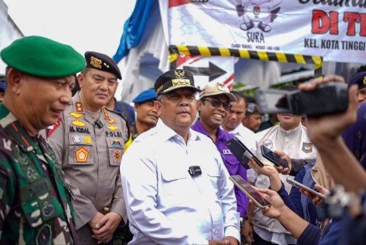 Pemilu 2024, Gubernur Riau Edy Natar Nasution dan Forkopimda Riau Tinjau Sejumlah TPS di Pekanbaru dan Kampar