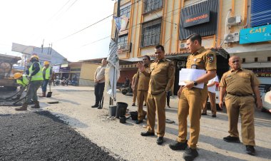 Pemko Pekanbaru Gesa Perbaikan Infrastruktur Jalan untuk Masyarakat