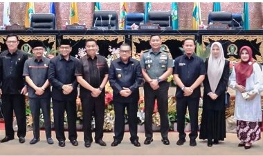 Masa Jabatan Gubri Berakhir 20 Februari 2024, Wakil Ketua DPRD Riau Agung Nugroho Pimpin Rapat Paripurna Usulan Pemberhentian Edy Natar Nasution