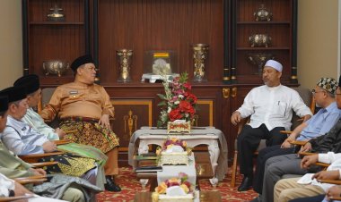 Bahas Ekonomi Syariah, Pj Gubernur Riau SF Hariyanto Terima Kunjungan Menteri Besar Kelantan Malaysia