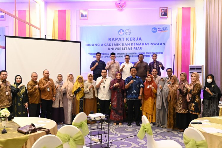Akselerasi Capaian IKU 2 dan IKU 7 Jadi Fokus Utama, Bidang Akademik dan Kemahasiswaan UNRI Gelar Raker
