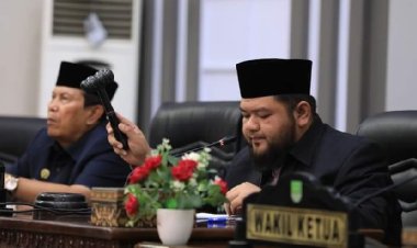 Bupati Rohul Jelaskan Capaikan Kinerja saat Sidang Paripurna Penyampaian LKPj Bupati TA 2023 dan Pandangan Umum Fraksi