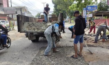 Jalan Taman Karya Pekanbaru Mulai Diperbaiki Secara Overlay, Lama Pengerjaan 120 Hari