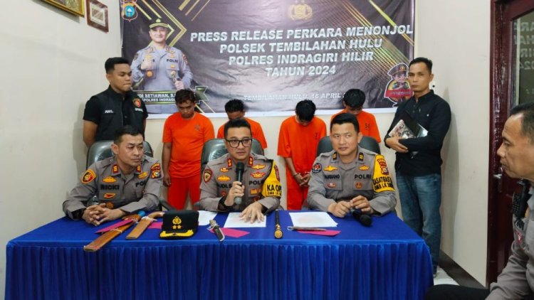 Polres Inhil Tangkap Empat Pelaku Begal Bersenjata Tajam yang Viral di Media Sosial