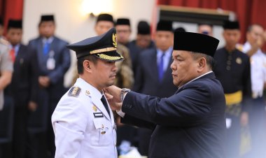 Dilantik Sebagai Pj Wali Kota Pekanbaru, Risnandar Mahiwa Berkomitmen Jaga Stabilitas Politik