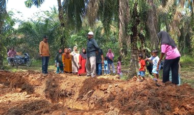 Melenceng Dari Kesepakatan, Pembangunan Land Aplication Limbah Cair PT SKA Diprotes Warga 