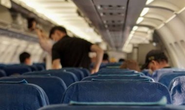 Tips buat Penumpang Saat Pesawat Digoyang Turbulensi