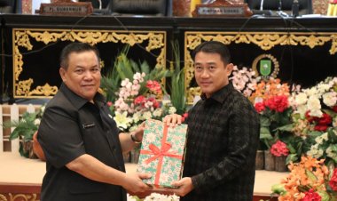 Wakil Ketua DPRD Riau Hardianto Pimpin Rapat Paripurna Penyampaian LKPJ Pj Gubernur Riau Tahun 2023