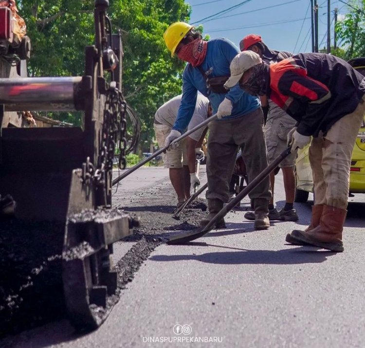 Alokasikan Anggaran Rp4,3 Miliar, Overlay Jalan Taman Karya 2,7 Km Tuntas Dilaksanakan