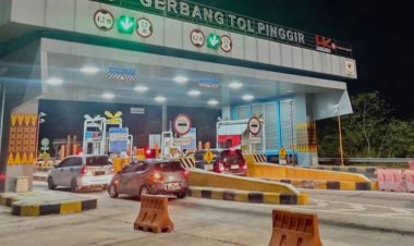 122.102 Kendaraan Lewati Dua Ruas Jalan Tol di Riau Selama Libur Panjang Idul Adha 1445 H