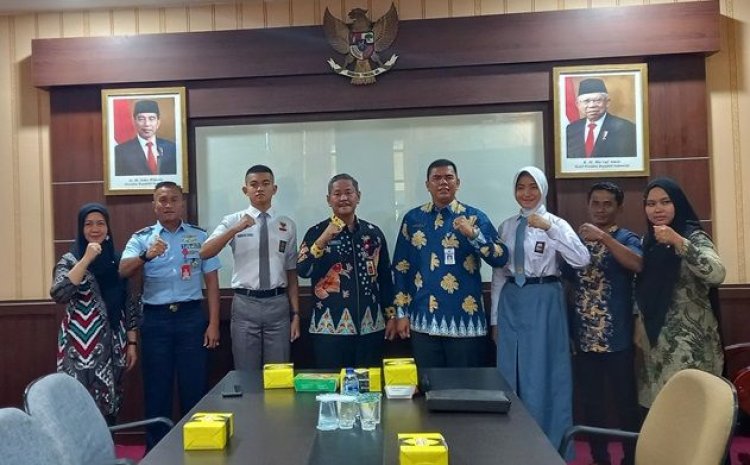 M Radoslaw Larre Prawiro dan Kamilatun Nisa Terpilih Wakili Riau Jadi Paskibraka Nasional 2024