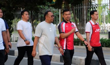 Pj Gubernur Riau Rahman Hadi Sapa Warga Saat Car Free Day di Jalan Sudirman Pekanbaru