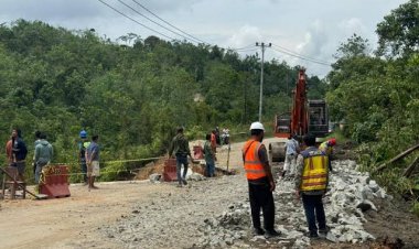 Perbaikan Longsor Jalan Lintas Riau-Sumbar Terus Dikebut
