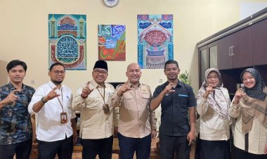 Wakil Ketua KI Provinsi Riau Junaidi Pimpin Tim Visitasi dan Monitoring ke Kantor Kemenag Pekanbaru