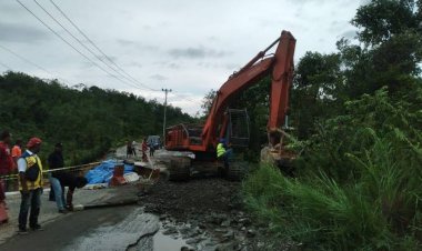Perbaikan Jalan Longsor Riau-Sumbar Dikebut, Ditargetkan Rampung Akhir November