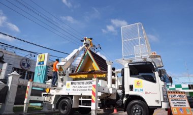 Dinas ESDM Riau Bangun Jaringan Listrik SUTM, SUTR dan Trafo di Enam Daerah