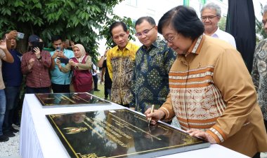 Menteri LHK Resmikan Ekoriparian UMRI dan Unilak yang Dibangun PHR