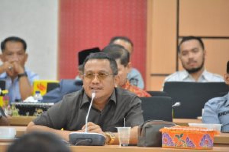DPRD Riau Rapat Perdana dengan Jajaran Sekretariat Dewan