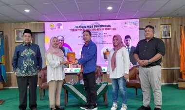 FJPI dan UMRI Gelar Diskusi Sinergi Jurnalis dan Mahkamah Konstitusi Bersama Dr Suhartoyo