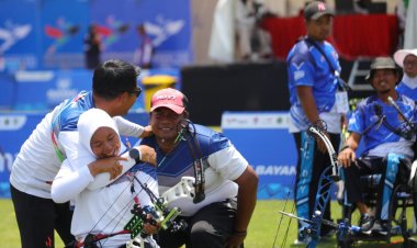 Atlet Para Panahan Asal Jawa Tengah Pasangan Sumiarti/Tri Nur Solichin Sumbang Emas di Peparnas XVII Solo 2024