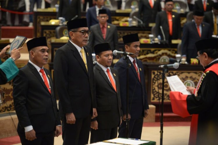 Pimpinan DPRD Provinsi Riau Periode 2024-2029 Dilantik, Kaderismanto Berkomitmen Akan Perjuangkan Aspirasi Masyarakat