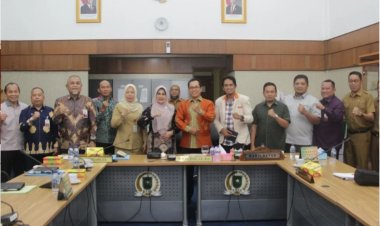 Komisi III DPRD Riau RDP dengan Biro Ekonomi Bahas Kinerja BUMD