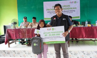 Komitmen di Kampung Zakat, IZI Salurkan Bantuan Program Pendidikan Tahap Pertama di Desa Boncah Mahang