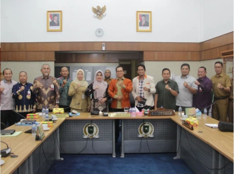 Komisi III DPRD Riau RDP dengan Biro Ekonomi Bahas Kinerja BUMD