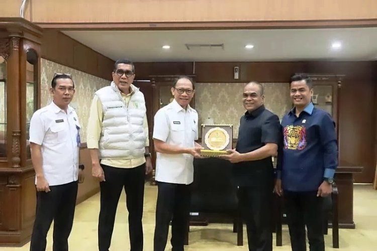 Terima Kunjungan Kepala BNNP Riau, Ketua DPRD Provinsi Riau Kaderismanto Prihatin Masuknya Narkoba di Rupat