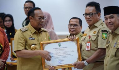 Diskominfotik Riau Raih Peringkat Dua Pengawasan Kearsipan Internal OPD