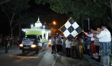 Bupati Rohul Sukiman Lepas Peserta Pawai Takbiran Idul Adha 1446 H, Diikuti Puluhan Kendaraan Hias