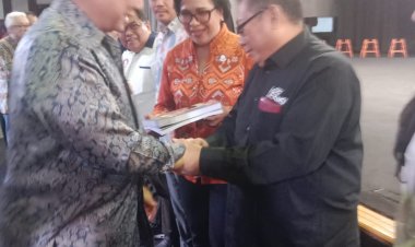 Usulkan Gelar Pahlawan untuk RM Margono, Ketum SMSI Firdaus Dapat Penghargaan FORMAS